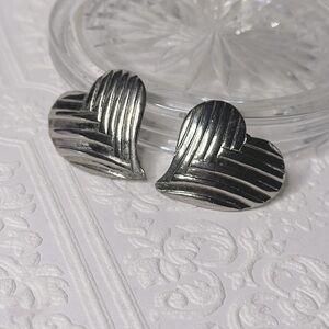 Estate Find Antique | Large 925 Silver Hearts  💕 Finely Made Clip-On Earrings